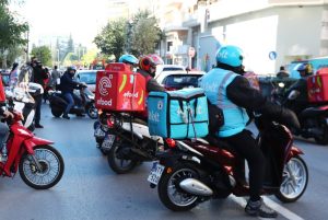 Αγώνας των Ντελιβεράδων ενάντια στις Πλατφόρμες Εργασίας στην Ελλάδα