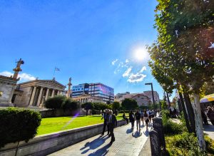 Ανοιξιάτικος καιρός μέχρι το τέλος Οκτωβρίου στην Ελλάδα