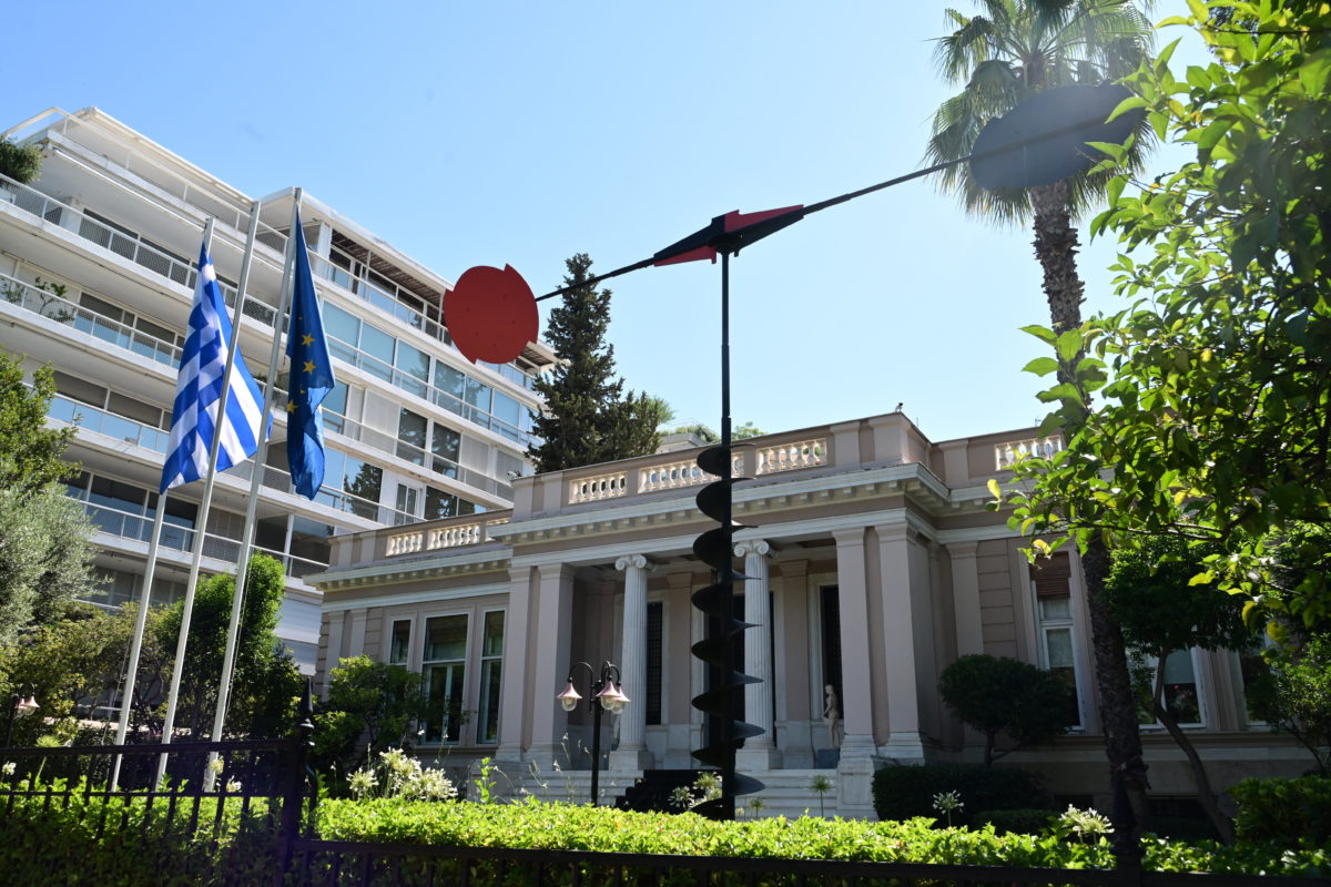 Ανάλυση της Έντασης στη Μέση Ανατολή και η Αντίκτυπη στην Ελλάδα